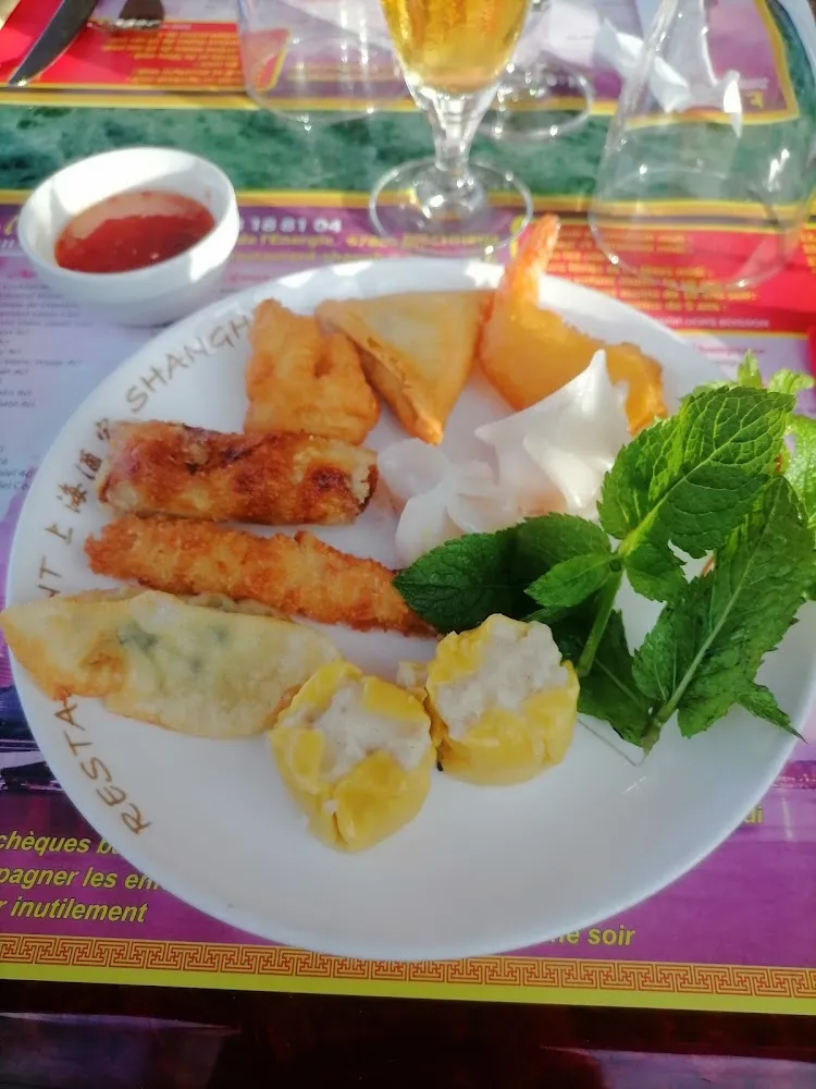 Beignet Crevette Raviolis Crevette Samousas Boeuf